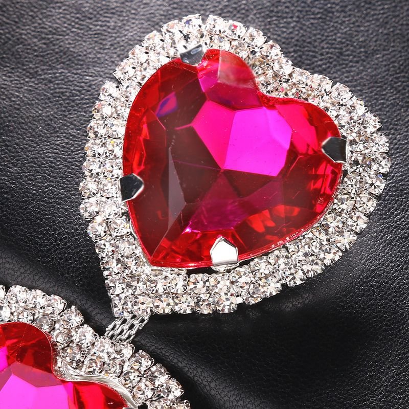 Exaggerated Fashion Heart-Shaped Rhinestone Earrings