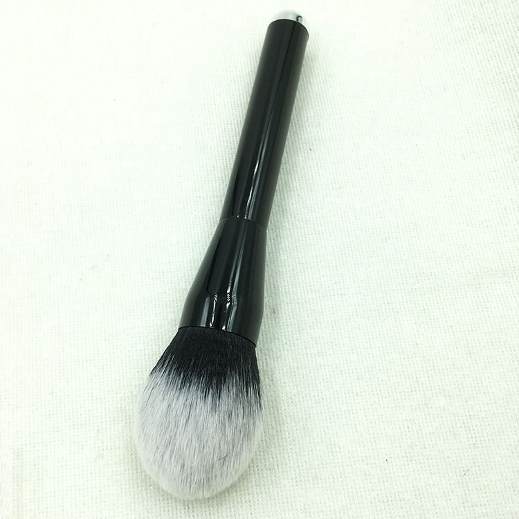 Women Single Large Flame Blush Brush Beauty Tool