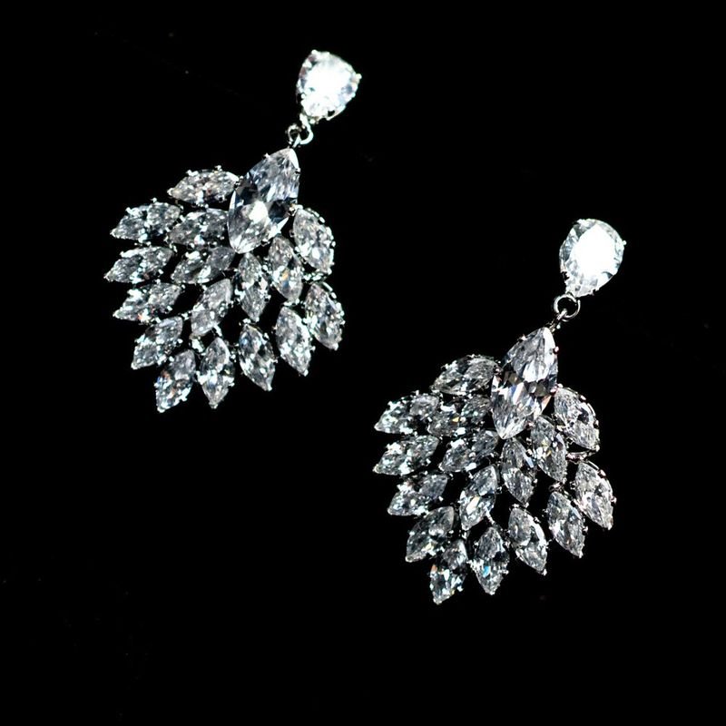 Exaggerated Fashion Rhinestone Earrings